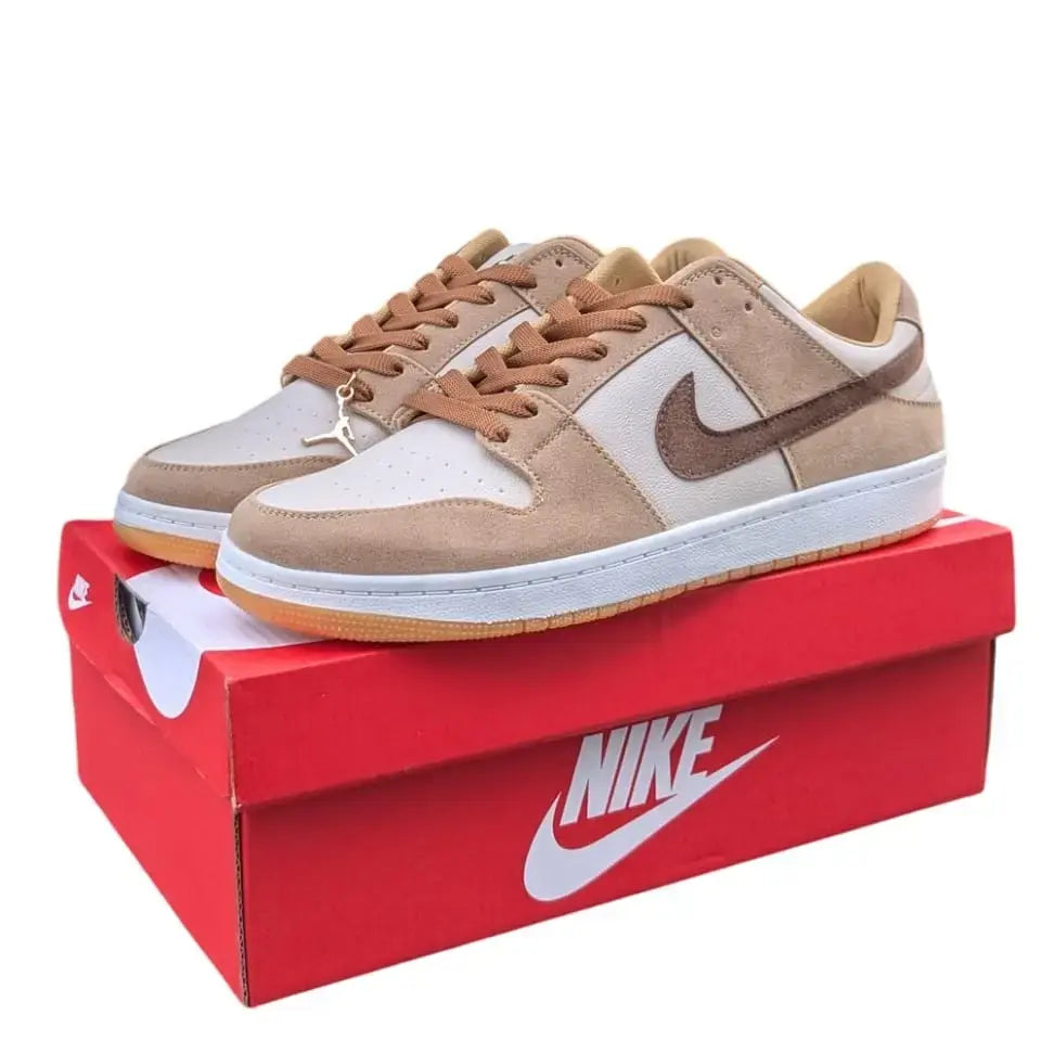 Nike SB Dunk Low Aura Beige